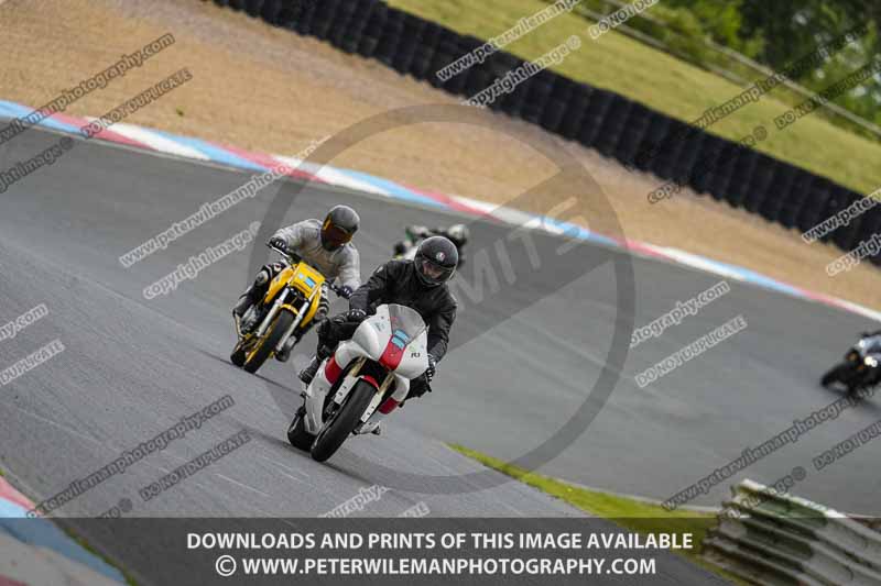 enduro digital images;event digital images;eventdigitalimages;mallory park;mallory park photographs;mallory park trackday;mallory park trackday photographs;no limits trackdays;peter wileman photography;racing digital images;trackday digital images;trackday photos